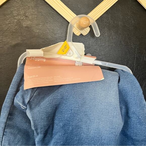 Destination Maternity Jeggings Size Large - Picture 3 of 6